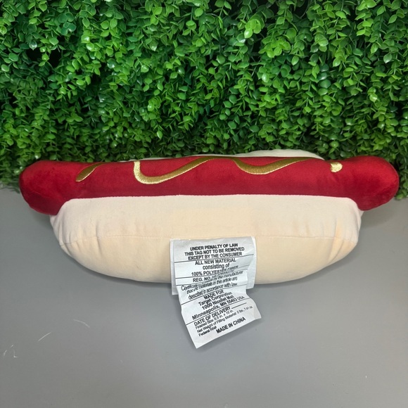 Hot Dog Toss Pillow Room Essentials Brand New 16" - Picture 5 of 9